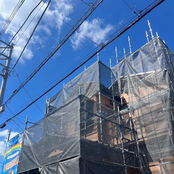 【足場工事＆高圧洗浄】外装リフォーム始動！築年数経過の木造家屋も徹底洗浄（千葉県浦安市）