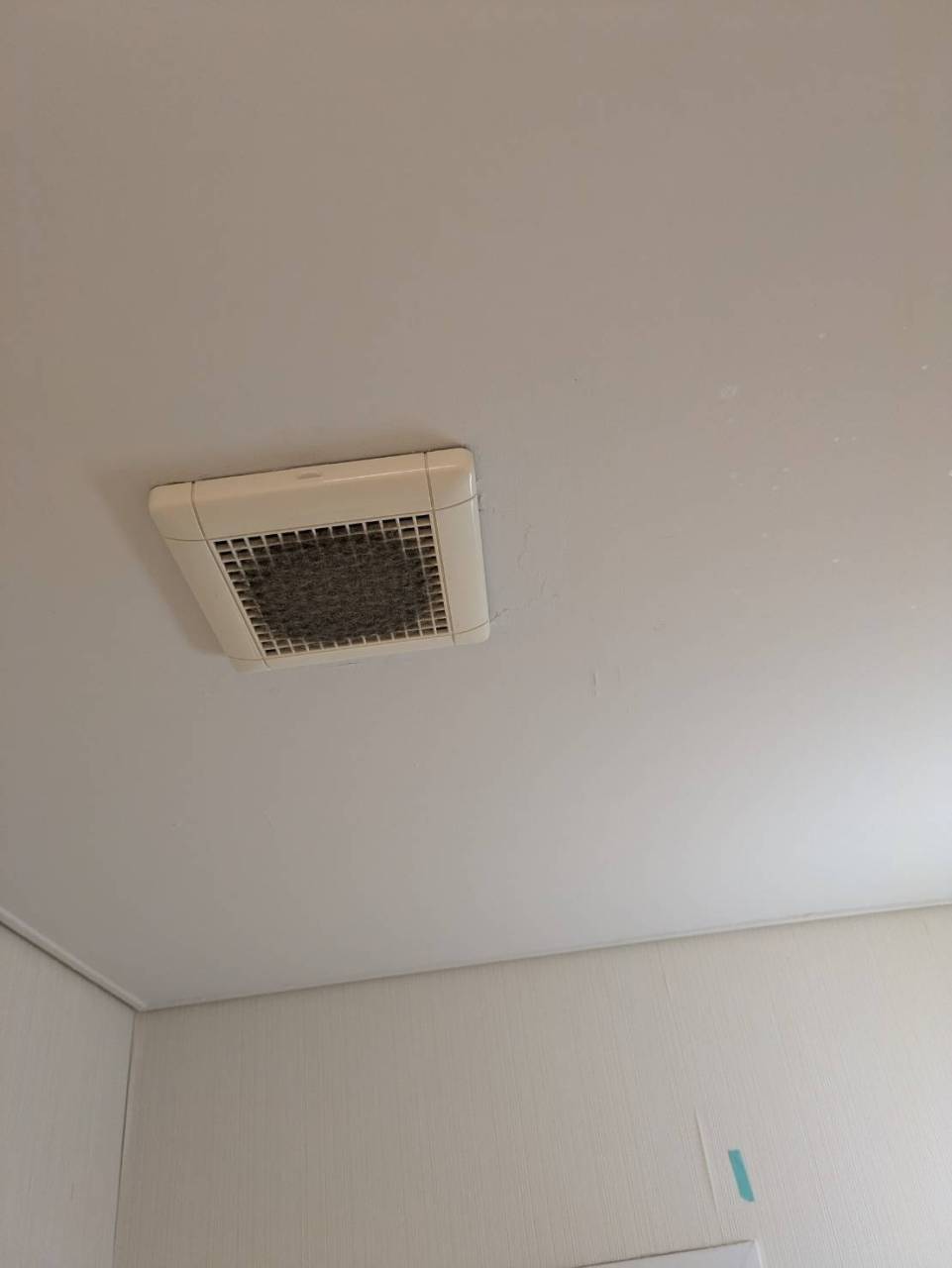 松戸市のマンションの木部塗装事例